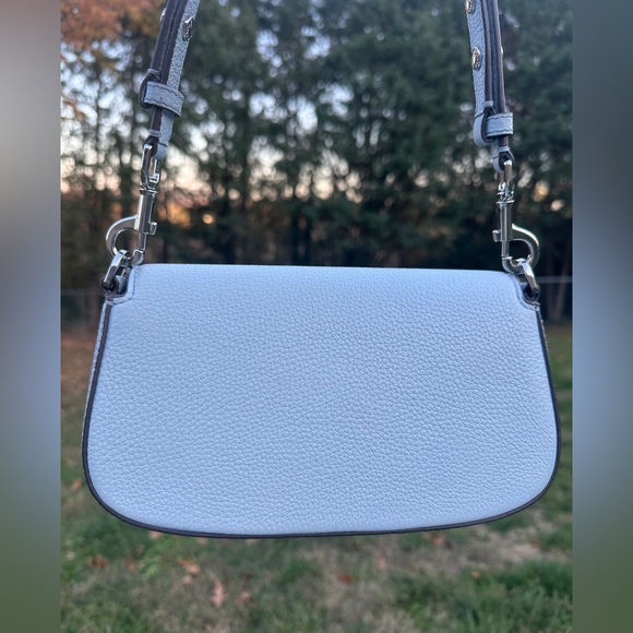 Tory Burch NWT Convertible Crossbody Pebble Leather Britten in Blue Mist R$458 - Picture 4 of 12